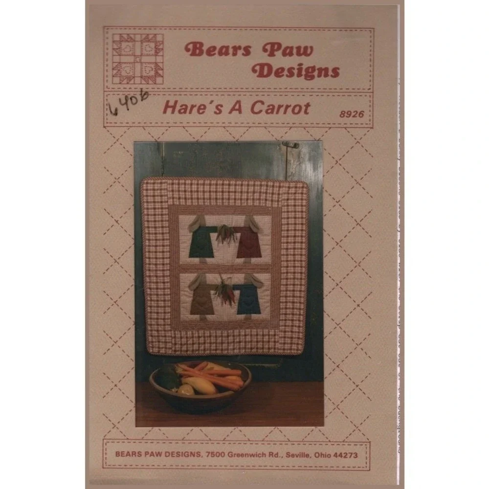 Bears Paw Designs Hares‎ A Carrot Quilt Pattern 8926 Bunny Rabbit Wall Hanging